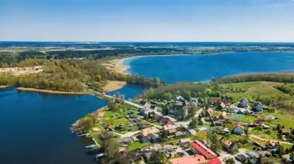 Czy w mazurskich jeziorach jest mikroplastyk? Sprawdzą to naukowcy