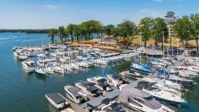 Dlaczego warto rezerwować noclegi w Strandzie w Giżycku?