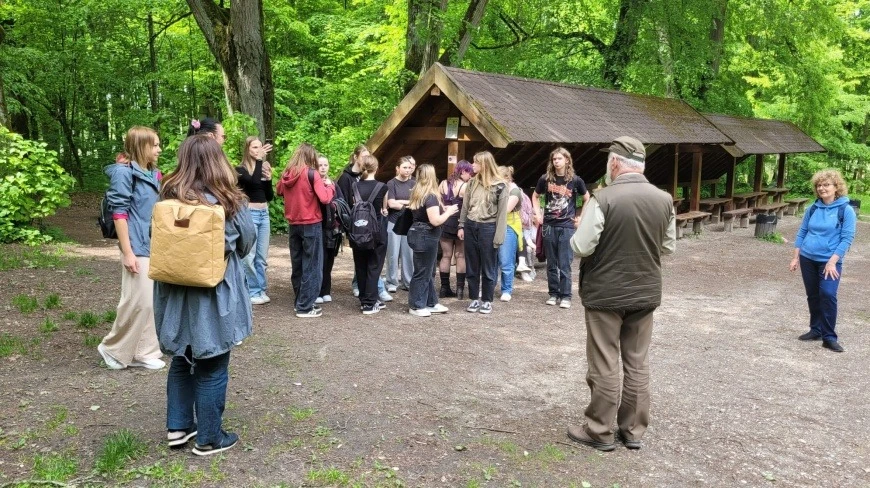 „Leśne czwartki” w Lesie Miejskim w Gajewie – inauguracja cyklu edukacyjnego FOWJM