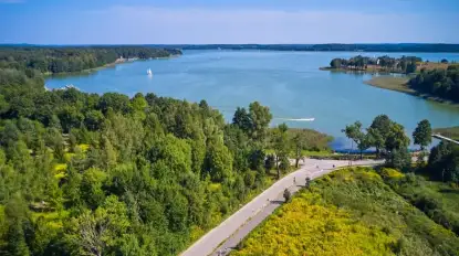 Samorządowcy podnoszą alarm. Przyjezdni blokują rozwój Mazur