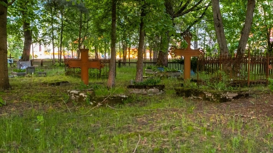 Mazurskie obyczaje Wszystkich Świętych i pamięci o zmarłych