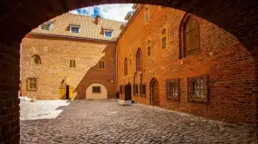 Muzea na Mazurach. Dlaczego warto odwiedzić placówkę w Kętrzynie?