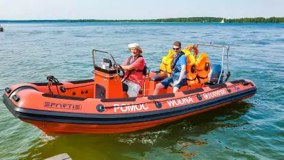 Pomoc Wodna na Mazurach - zdjęcie 31