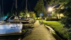 Zdjęcia nocne portu w Wierzbie przy jeziorze Bełdany - zdjęcie 23