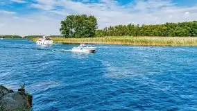 Wąskie żeglarskie gardło na Mazurach, jezioro Kirsajty - zdjęcie 36