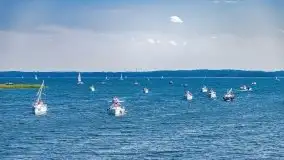 Wąskie żeglarskie gardło na Mazurach, jezioro Kirsajty - zdjęcie 23