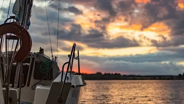 Zachód słońca nad jeziorem Dobskim, wrzesień 2021 r.