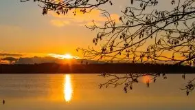 Listopadowy zachód słońca nad jeziorem Tałty, Skorupki - zdjęcie 17