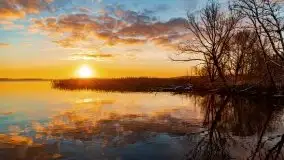 Grudniowy wschód słońca nad jeziorem Niegocin - zdjęcie 75