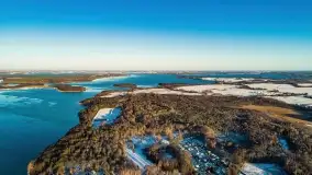 Wschód słońca nad Giżyckiem i jeziorami Niegocin i Kisajno z drona - zdjęcie 2