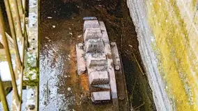 Jaz walcowy na kanale mazurskim, śluza Guja Piaski - zdjęcie 12