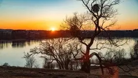 Zachód słońca nad grodziskiem Święta Góra i jeziorem Wojnowo, luty 2022 r. - zdjęcie 20