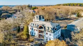 Ruiny pałacu z początku XX wieku w Notyście - zdjęcie 1