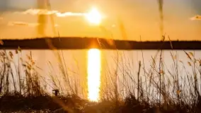 Zachód słońca nad jeziorem Kirsajty, marzec 2022 r. - zdjęcie 17