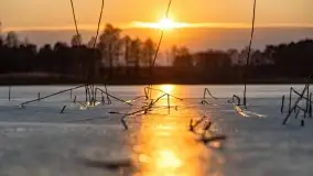 Zachód słońca nad jeziorem Tajty w Wilkasy Zalesie - zdjęcie 1