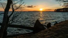 Zachód słońca nad jeziorem Dargin, przystań u Mielnika - zdjęcie 24