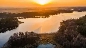 Zachód słońca nad jeziorem Wydmińskim, marzec 2022 - zdjęcie 39