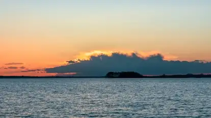 Zachód słońca bez słońca - pole biwakowe, Sun Bila Dargin