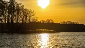 Wschód słońca przy wyspie Wydmińskiej, kwiecień 2022 r. - zdjęcie 46