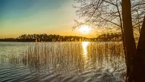 Wschód słońca przy wyspie Wydmińskiej, kwiecień 2022 r. - zdjęcie 38