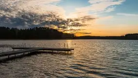 Zachód słońca nad jeziorem Jagodne - zdjęcie 1