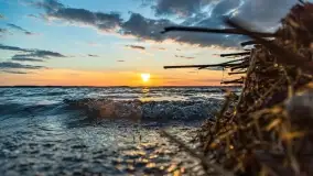 Zachód słońca nad jeziorem Dobskim, kwiecień 2022 - zdjęcie 2