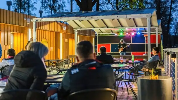 Kuba Kęsa na Mazurach - majowy wieczór w Strandzie - zdjęcie 4