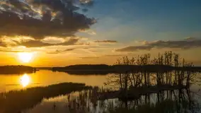 Zachód słońca nad jeziorem Kirsajty, koniec maja 2022 - zdjęcie 1