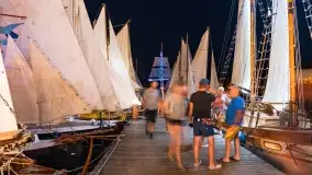 Nocne zdjęcia z XXIII zlotu klubu Jacht Oldtimet, Stranda, sierpień 2022 - zdjęcie 11