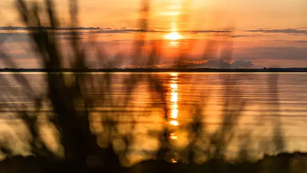 Zachód słońca nad jeziorem Dobskim w Fuledzie, czerwiec 2022 - zdjęcie 9