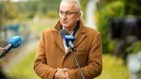 Fotorelacja - konferencja z podpisania umowy na remont śluzy Karwik - zdjęcie 33