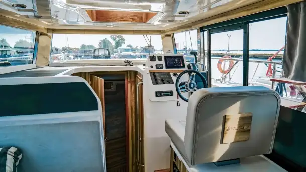 Nowy model jachtu motorowego LY 30+ już po testach na Mazurach - zdjęcie 4