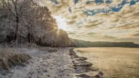 Bajkowe i zimowe klimaty nad jeziorem Dargin, grudzień 2022 - zdjęcie 49