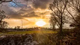 Zachód słońca w okolicy rzeki Guber, luty 2023 - zdjęcie 15