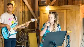 Grają na Mazurach - Eloya w Tle Dla Mew - zdjęcie 3