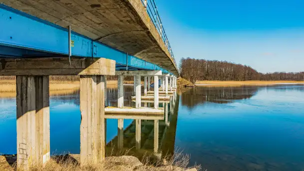 Słonecznie i zimowo przy moście Sztynorckim - zdjęcie 1