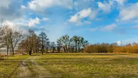 Zachód słońca nad Niegocinem widoczny z dzikiej plaży - zdjęcie 7