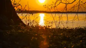 Zachód słońca w Pierkunowie, jezioro Kisajno, kwiecień 2023 r. - zdjęcie 22