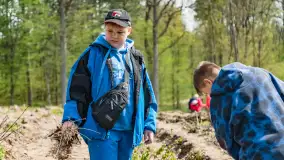 Przy Wilczym Szańcu posadzono 5000 dębów - zdjęcie 16