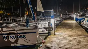 Nocne zdjęcia portu Łabędzi Ostrów, lipiec 2023 r. - zdjęcie 16