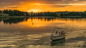 Zachód słońca nad jeziorem Tałty w Mikołajkach, czerwiec 2023 r. - zdjęcie 7