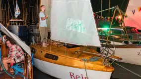 Nocne zdjęcia ze zlotu Oldtimerów w Strandzie, sierpień 2023 r. - zdjęcie 8