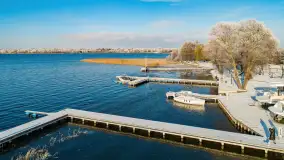 Zimowe Mazury nad jeziorem Święcajty w Ogonkach, listopad 2023 r. - zdjęcie 10