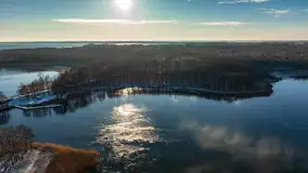 Zimowe Mazury z drona na różnych ujęciach - zdjęcie 14