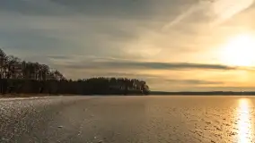 Uroki zimy nad jeziorem Dargin w porcie Dziki Harsz - zdjęcie 22