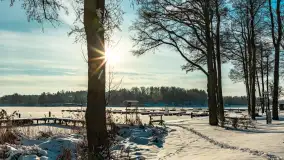 Stranda w mrozie i śniegu, styczeń 2024 r. - zdjęcie 34