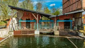 Zabytkowy młyn wodny przy Krutyni, kwiecień 2024 r. - zdjęcie 24