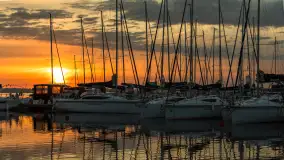 Wschód słońca nad jeziorem Niegocin, AZS Wilkasy, maj 2024 r. - zdjęcie 1