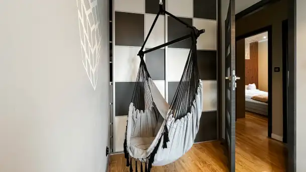 Apartament Ezuka w Giżycku: Idealne miejsce na wrześniowy wypoczynek na Mazurach - zdjęcie 2