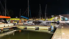 Przystań Nautica nocą, wrzesień 2024 r. - zdjęcie 12